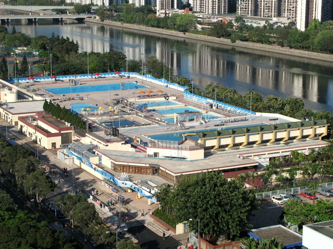 -hk-sha-tin-jockey-club-swimming-pool-overview.jpg
